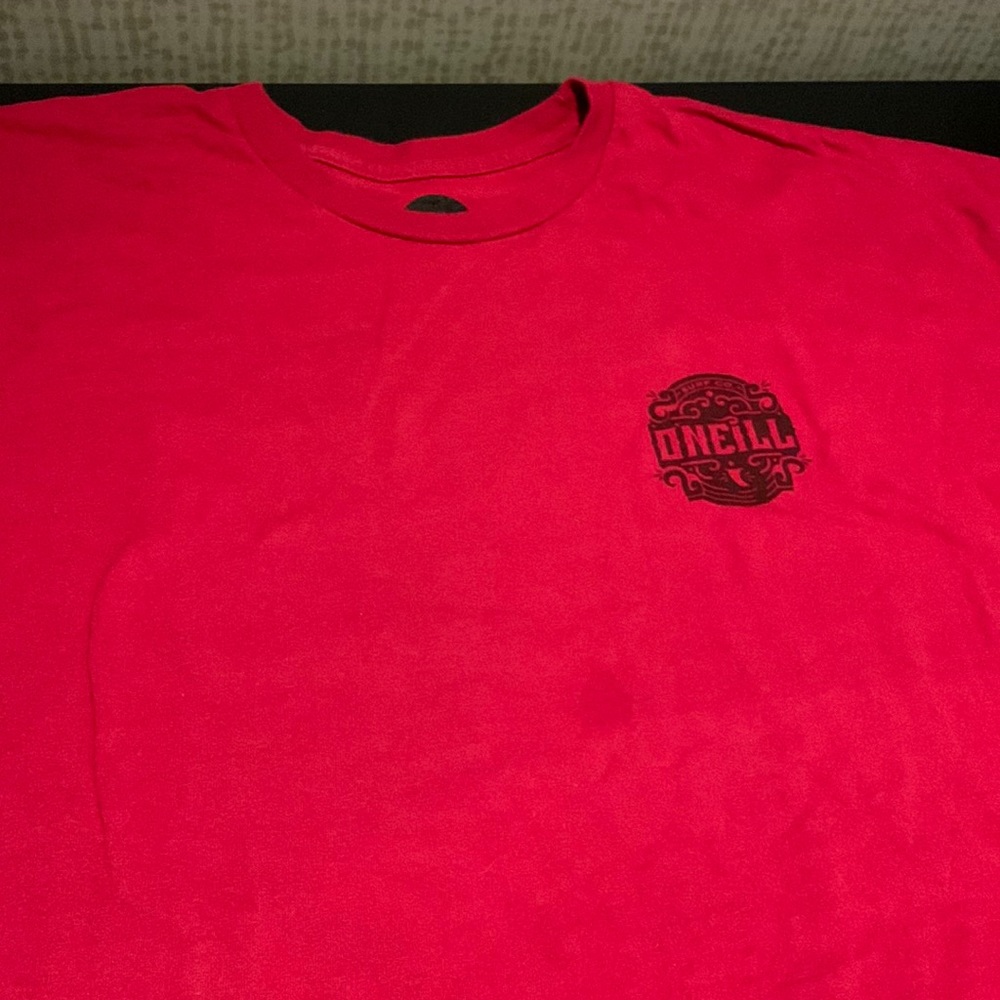 🌸🌸 3/$20 O’Neill tee